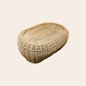 Meja Anyaman Rotan - untuk Disewakan per Tahun