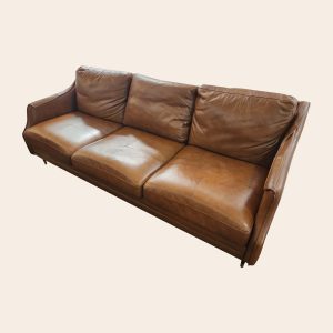 Sofa Kulit 3 Dudukan - untuk Disewakan per Tahun